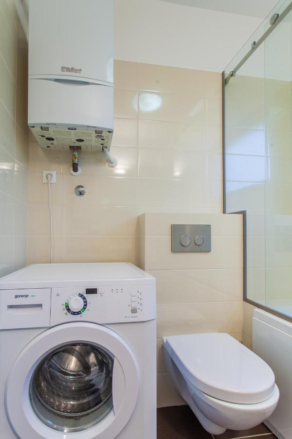 Apartman Laura 里耶卡 外观 照片